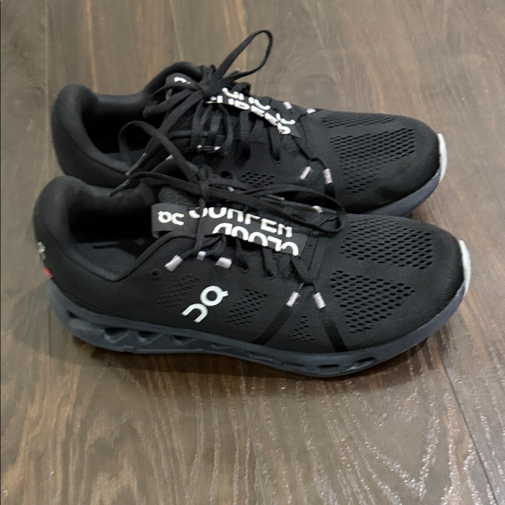 On Cloud Running Shoes for Men - Black - Picture 9 of 10